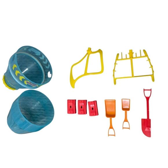 Yellow and Blue Concrete Mixer Truck with Durable Design - Picture 4 of 6